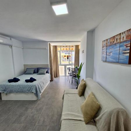 Fabuloso Estudio Iris - Benalmádena Kültér fotó